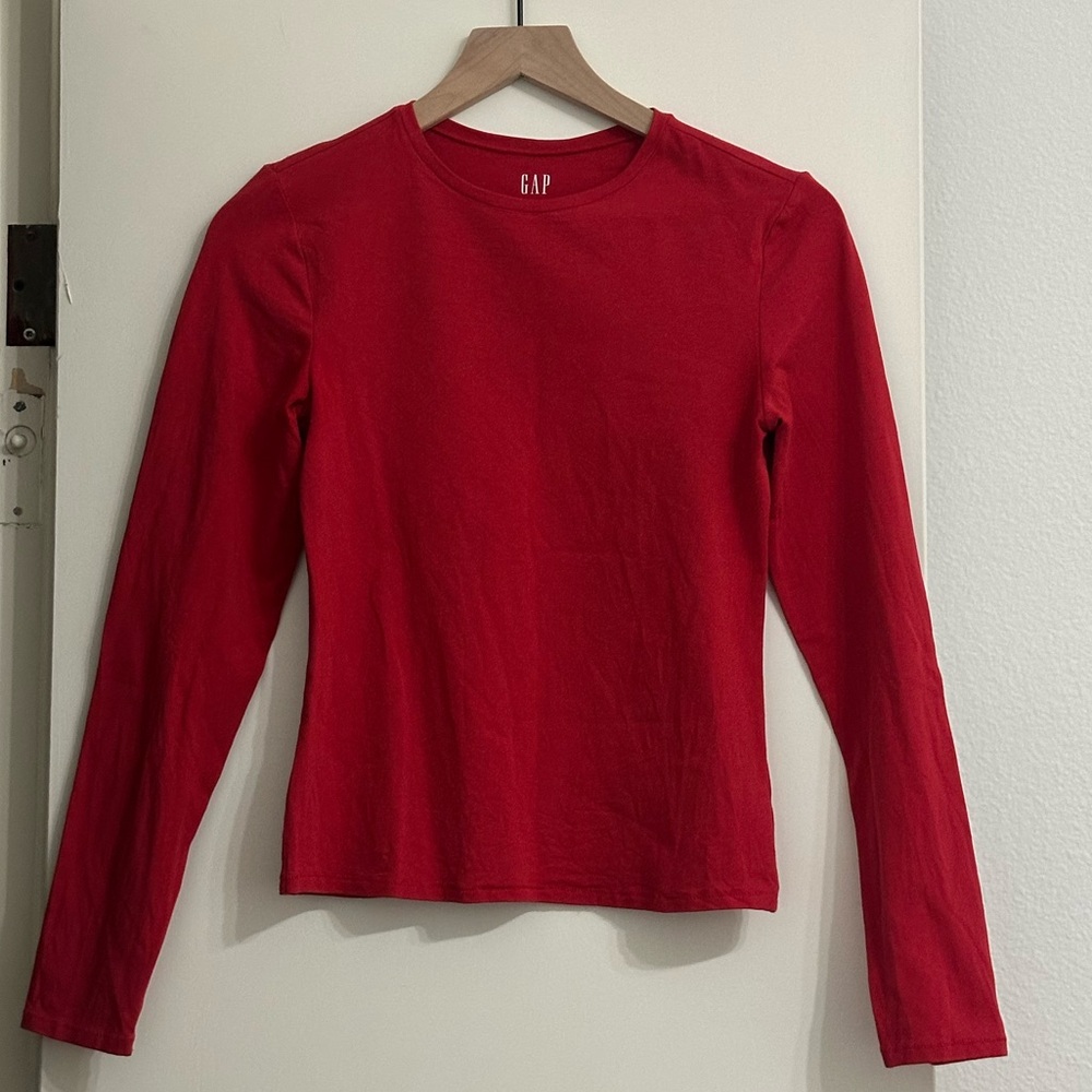 GAP Vibrant Red Crew Neck Long Sleeve